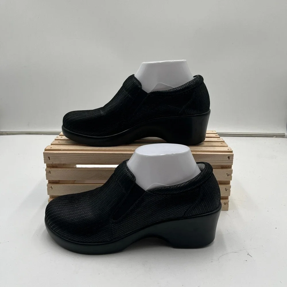 Alegria Shoe Eryn Slip-On Wedge Comfort Leather Textured Black Women Size 37